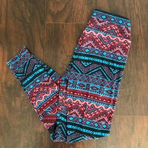 LuLaRoe Sz OS Leggings Blue Pink Aztec Print EUC